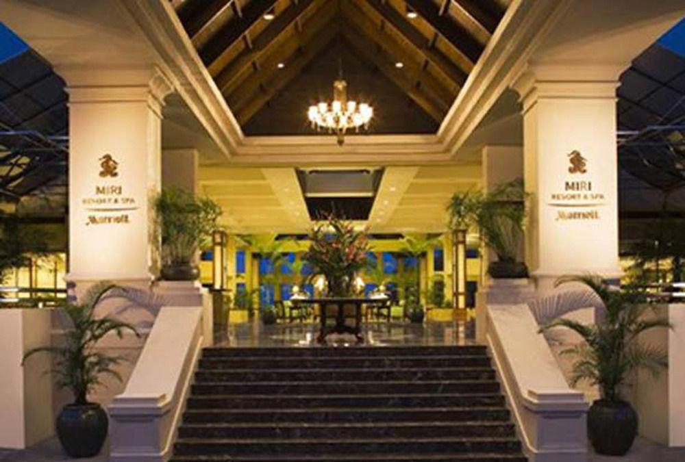 美里万豪度假酒店 米里 外观 照片 Lobby of the hotel