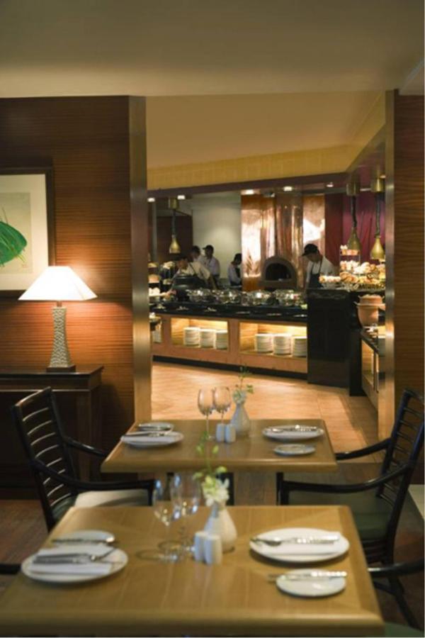 美里万豪度假酒店 米里 外观 照片 The Club Lounge at KLIA