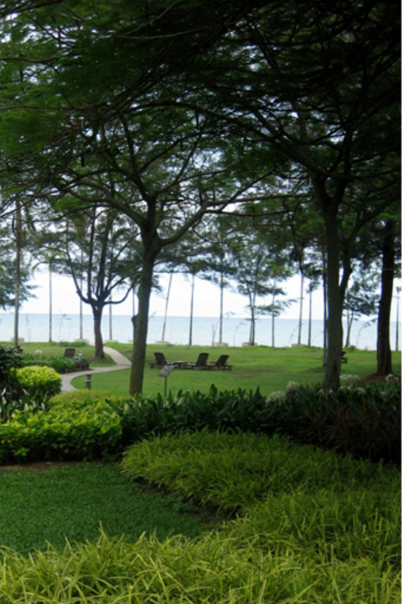 美里万豪度假酒店 米里 外观 照片 View of the ocean from the resort