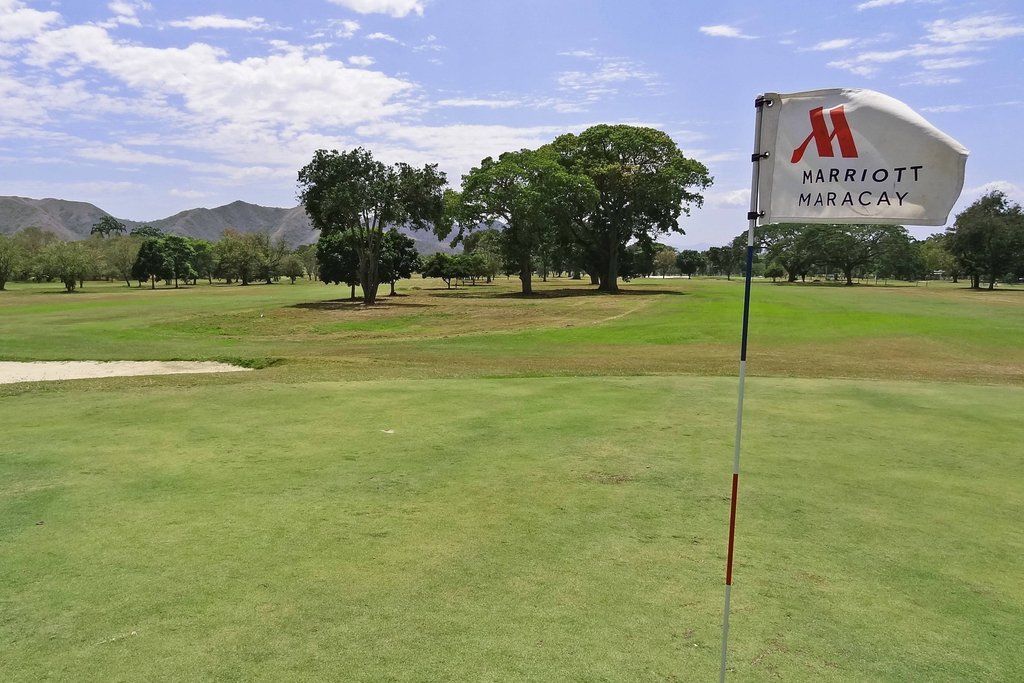 美里万豪度假酒店 米里 外观 照片 Golf course at the resort